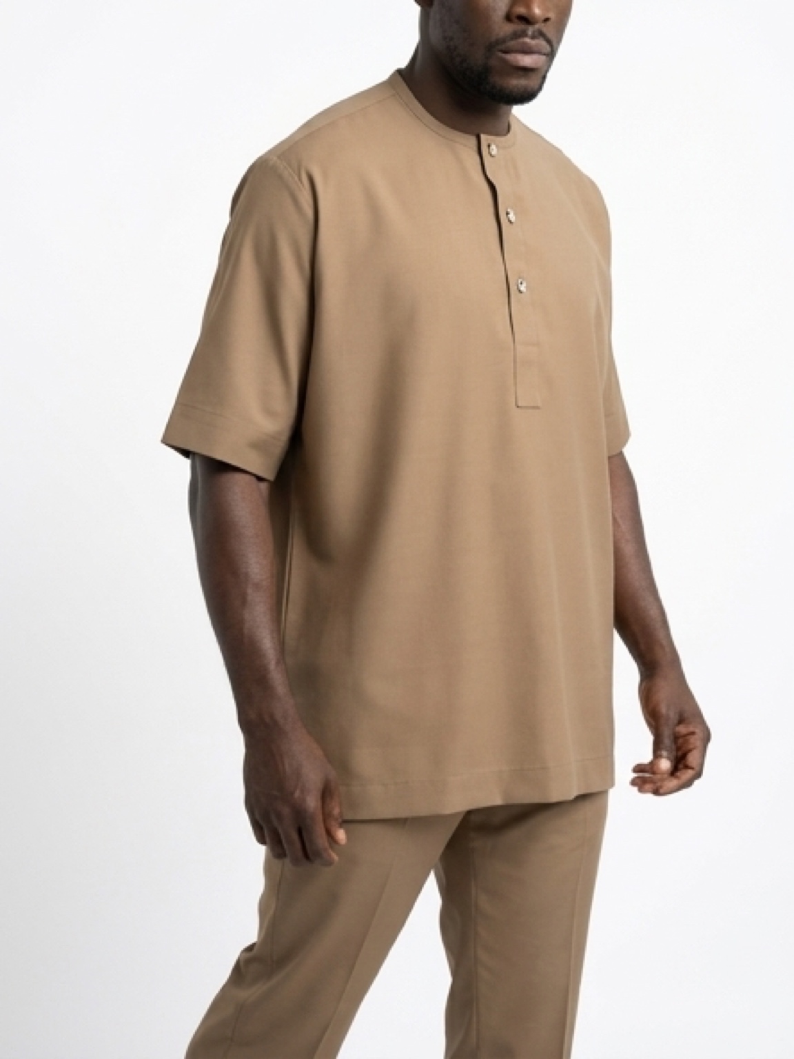 The Sandstone Relaxed-Cut Senator